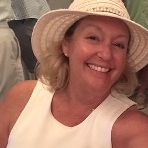 Meet your Posher, Stacy